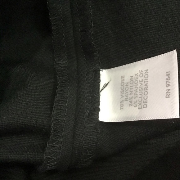 Woman’s Dress - Picture 11 of 12